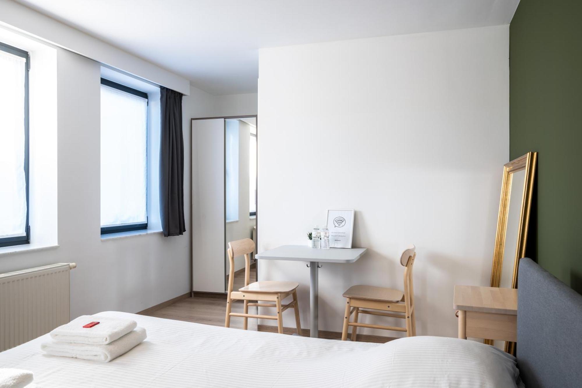 General Sixty-Seven By Romy&Travis Hotel Bruges Exterior foto