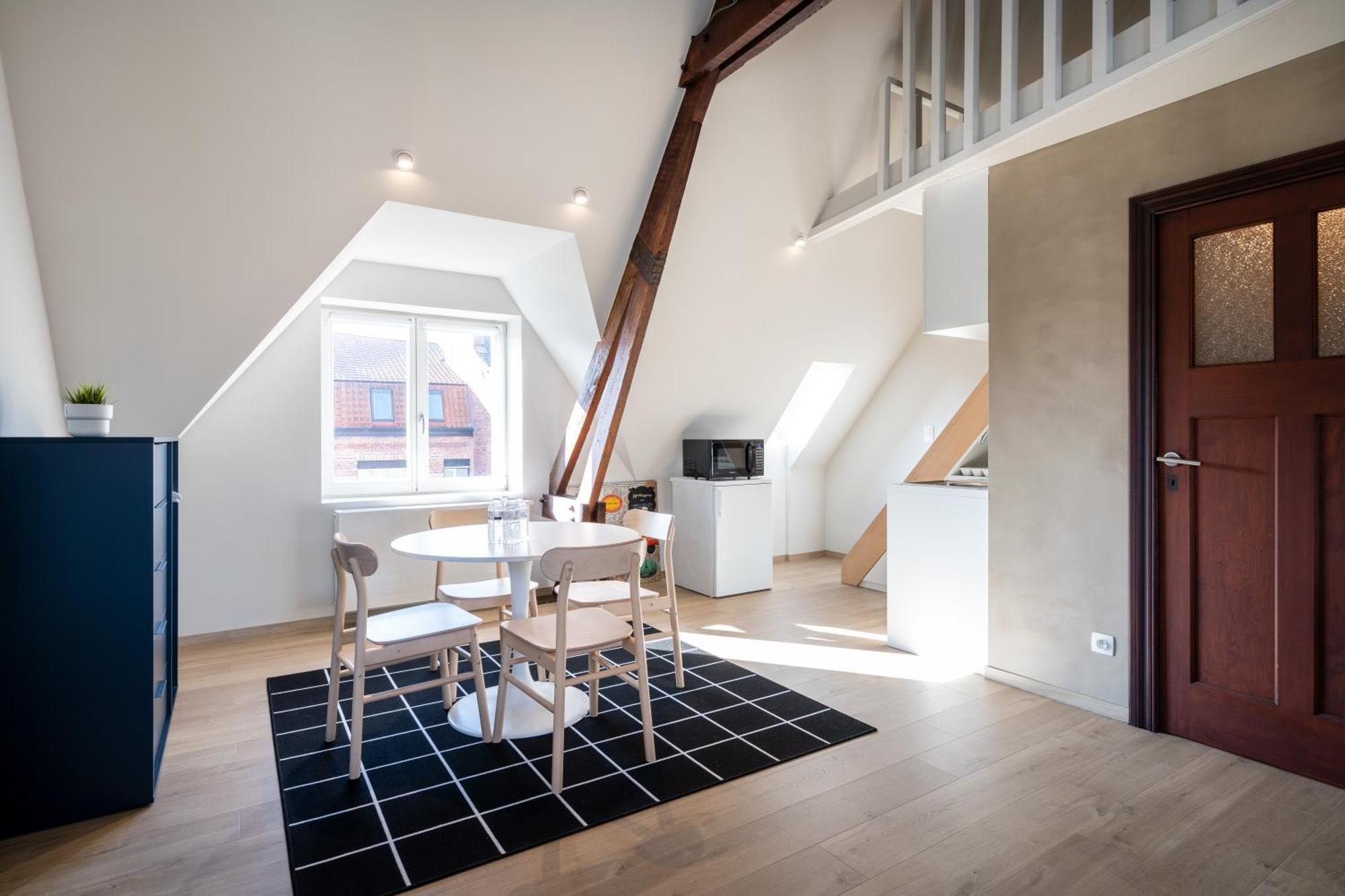 General Sixty-Seven By Romy&Travis Hotel Bruges Exterior foto